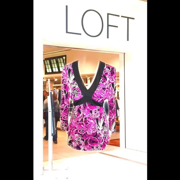 Ann Taylor LOFT Pink & White Swirls on Blk Blouse - Picture 2 of 5